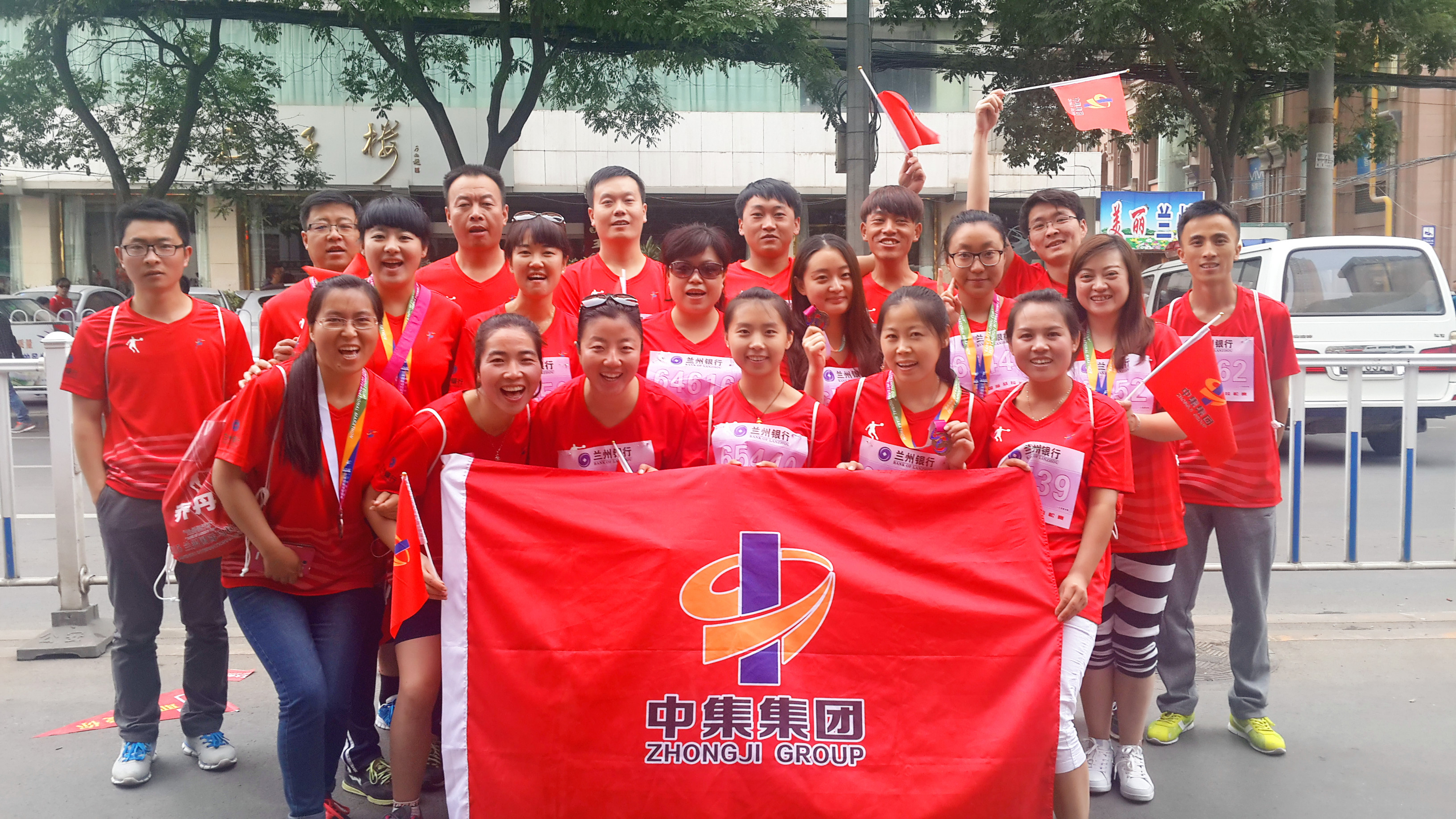 2015�m�݇��H�R����ِ�ɹ��e��-�м��F(tu��n)�w5���｡��ِ��